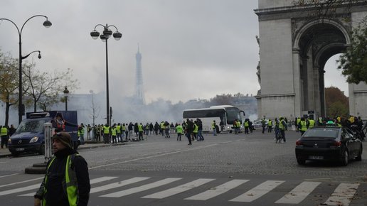 Картинка: Внимание внимание! Свежайшие Парижские новости! Глазами очевидца!