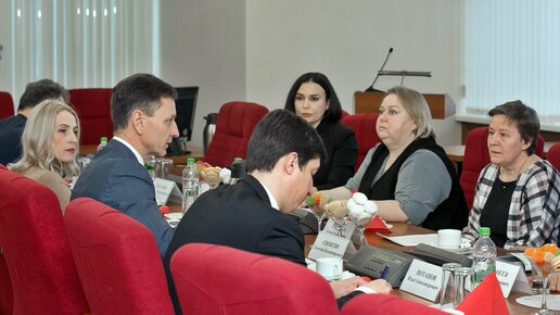 Картинка: Встреча с губернатором Владимирской области не удовлетворила жителей Филипповского