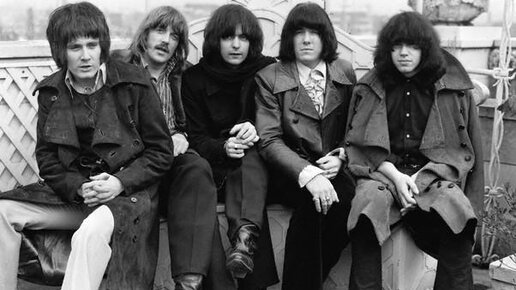 Картинка:                                      Оттенки Deep Purple